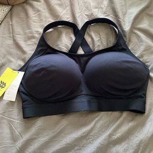 *Brand new* black padded sports Bra size 40DD